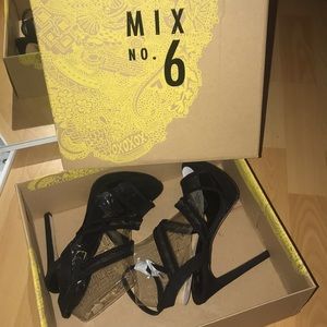 Mix no. 6 heels